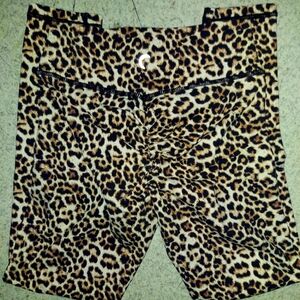 Leopard leggings